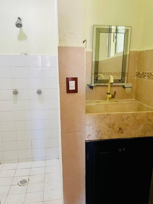 Punta Me Apartments & Rooms Near The Punta Sam Ferry Beach Cancun Luaran gambar